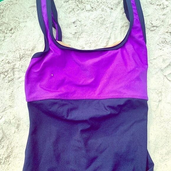 ANNE KLEIN BLACK & PURPLE ONE PIECE SIZE 6 - Picture 1 of 6
